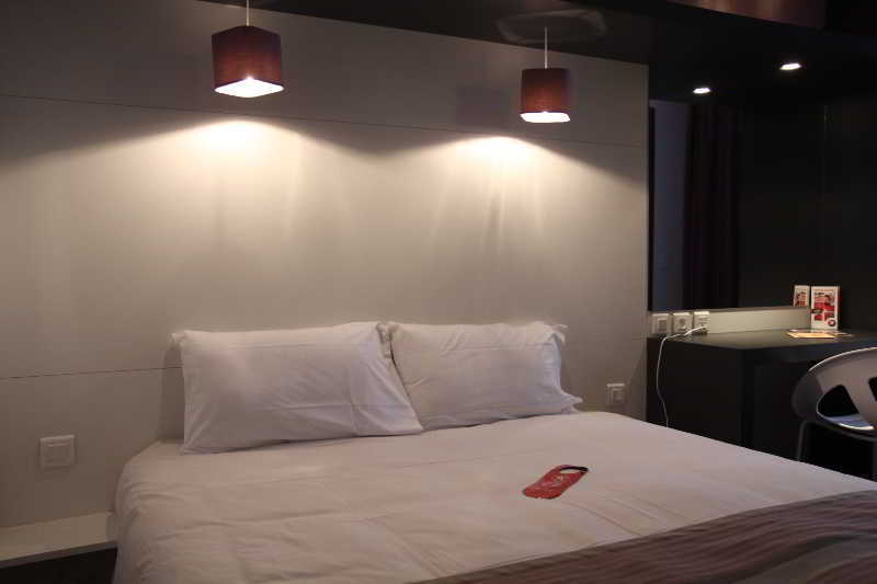 Ibis Styles Centre Hotel 3*